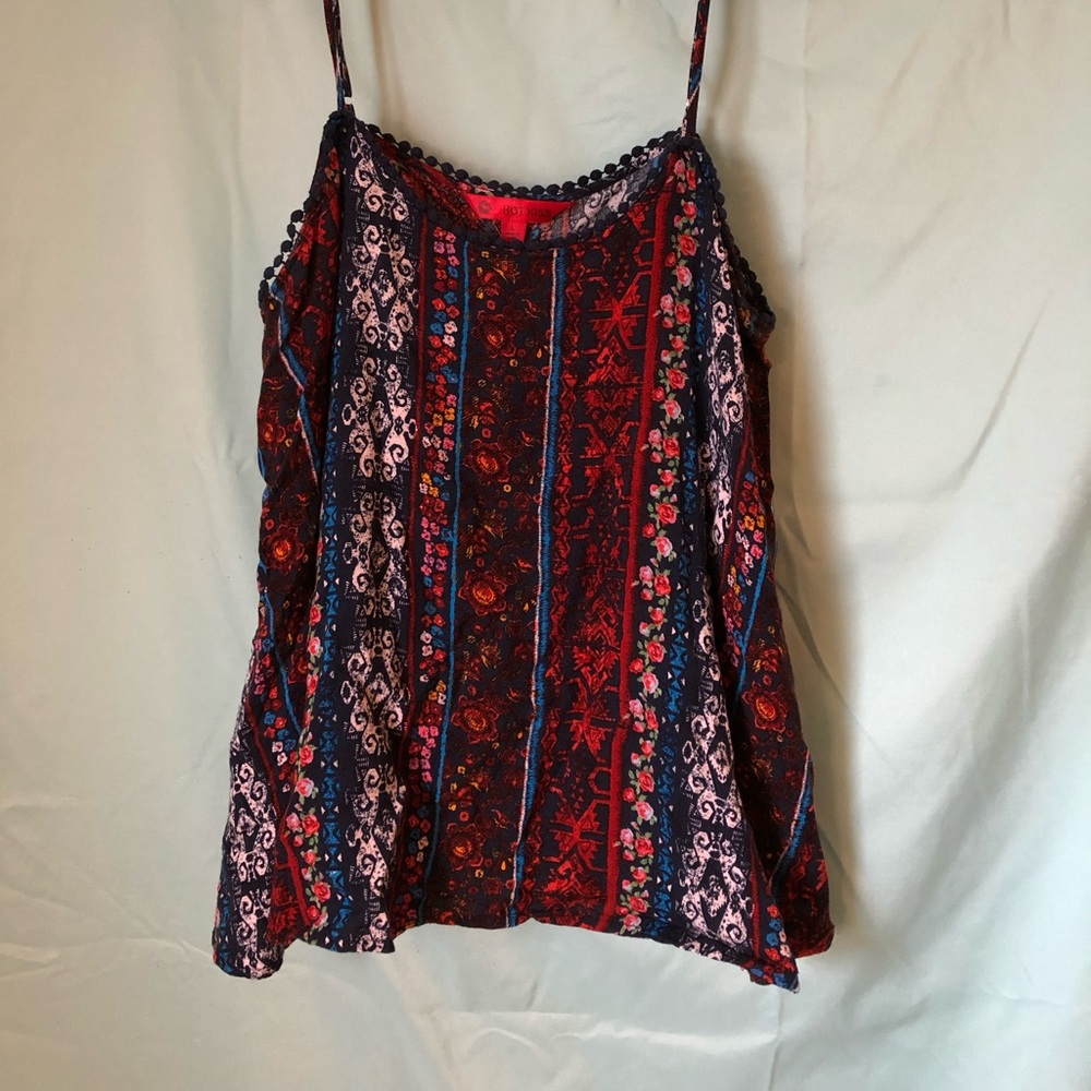 Flows Bohemian Tank Top Size L: Brand Hot Kiss